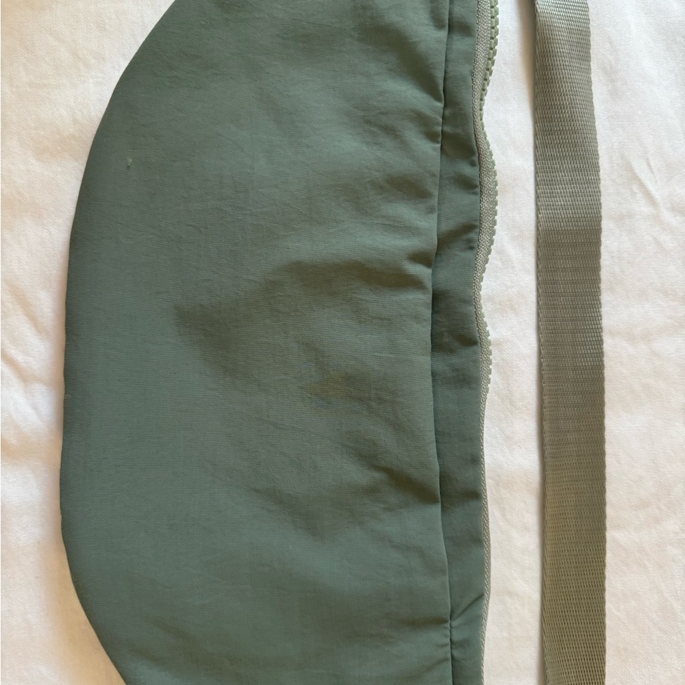 Top Paw Adjustable Belt Bag - Picture 9 of 11